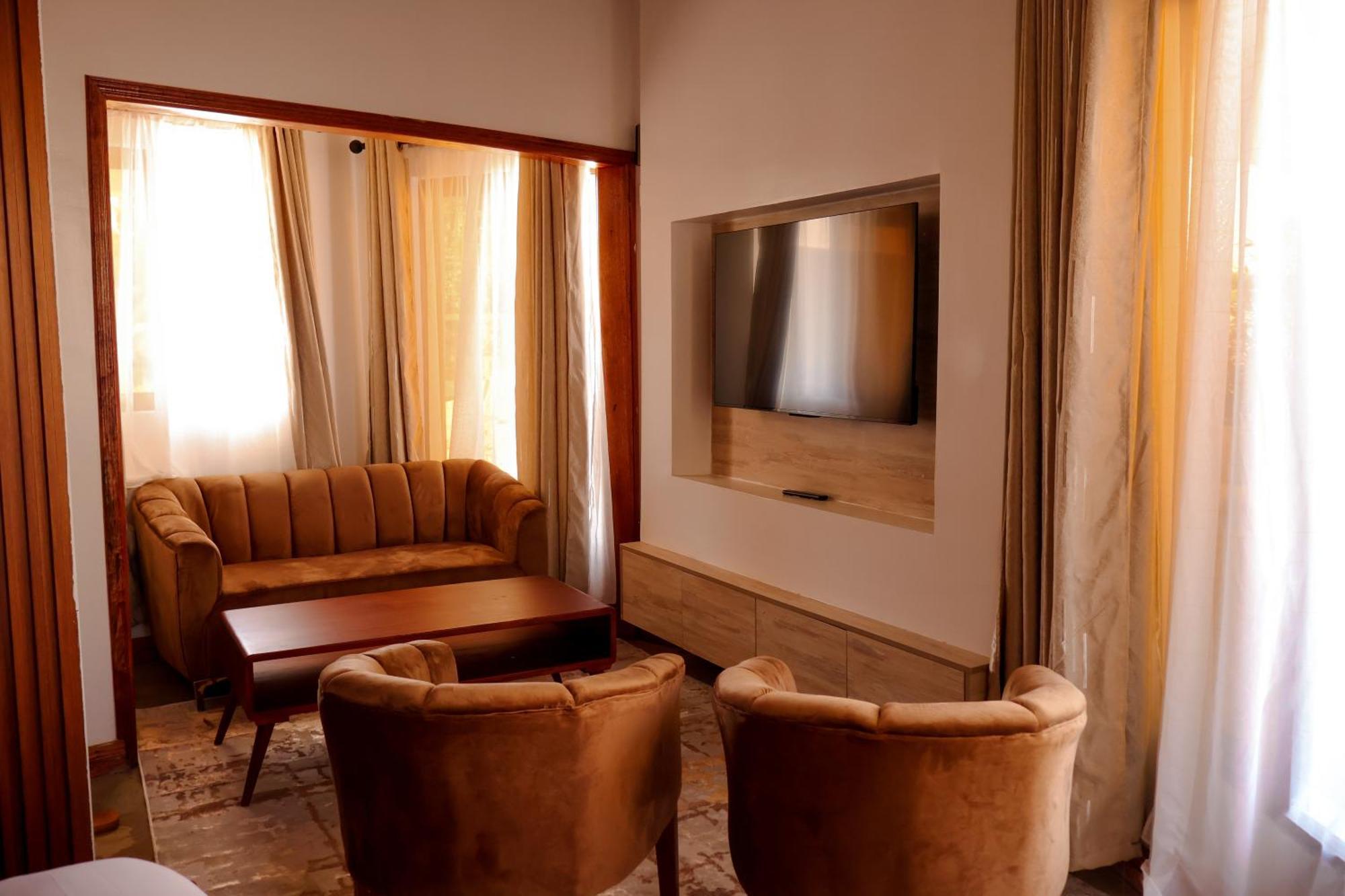 Winter Villa Resort & Spa Limited Embu ภายนอก รูปภาพ